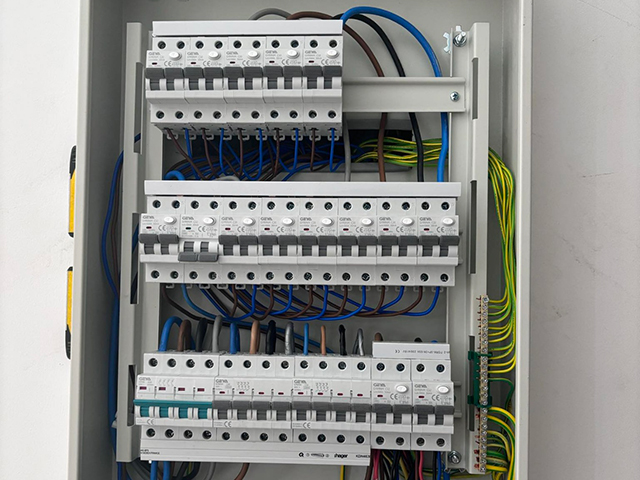 格亞電氣產(chǎn)品助力塞浦路斯配電安全